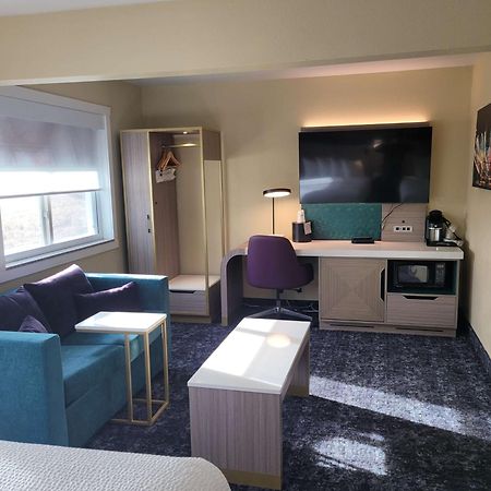 Best Western Plus Altoona Inn Екстериор снимка